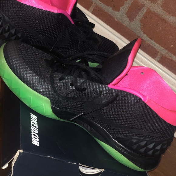 Men’s Nike Kyrie 1s - Air Yeezy Color way - sz 11 - Picture 2 of 4